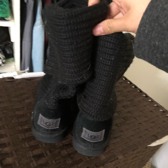 UGG Shoes - black knitted uggs